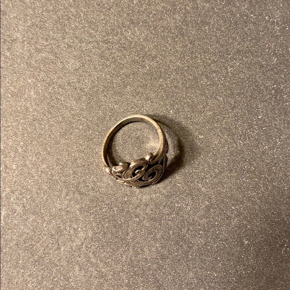 Silver Ring - Picture 2 of 3